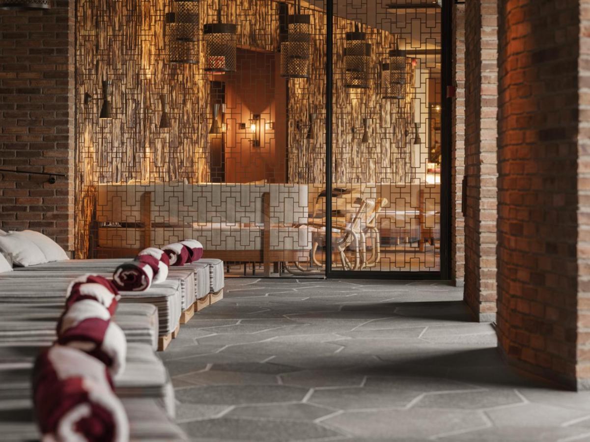 Ad Astra By Elite - Hotel, Spa & Resort Södertälje Buitenkant foto