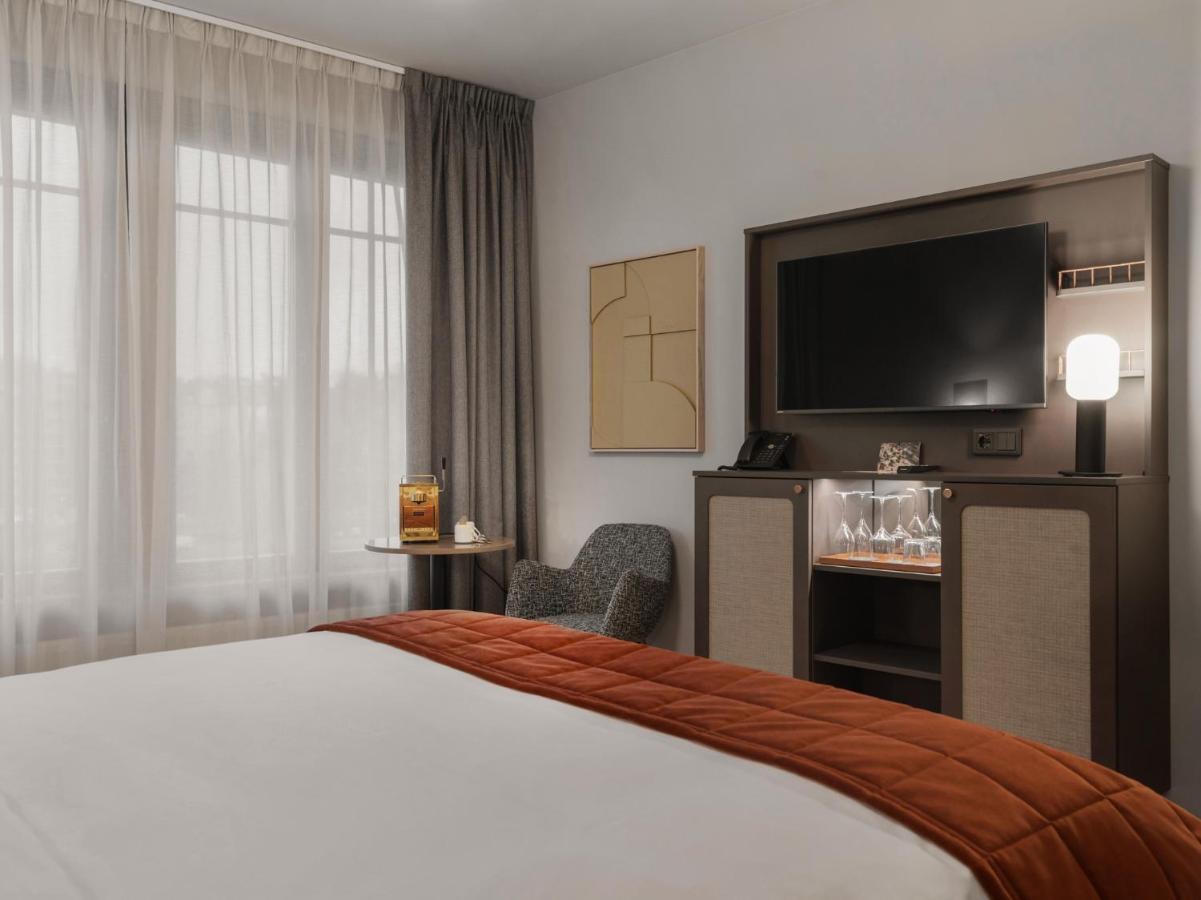 Ad Astra By Elite - Hotel, Spa & Resort Södertälje Buitenkant foto